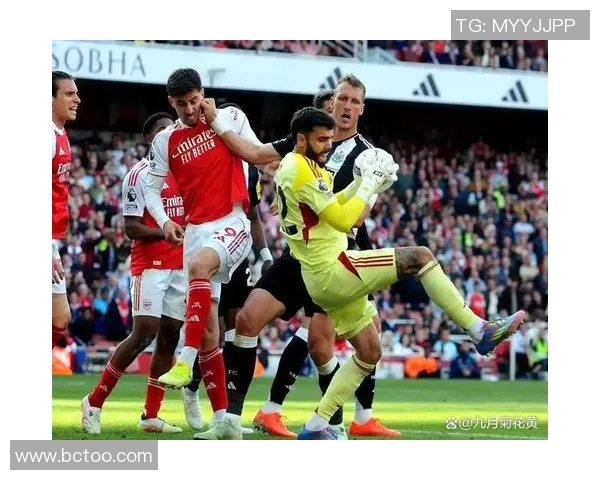 足球明星们在绿茵场上挥洒汗水与激情踢出的精彩瞬间与传奇故事 足球明星们在绿茵场上挥洒汗水与激情踢出的精彩瞬间与传奇故事